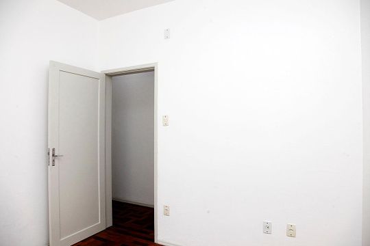 Quarto 2 de apartamento para alugar com 2 quartos, 70m² em Menino Deus, Porto Alegre