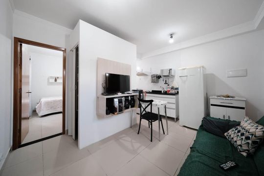 Sala/Cozinha de apartamento à venda com 2 quartos, 40m² em Vila Ré, São Paulo