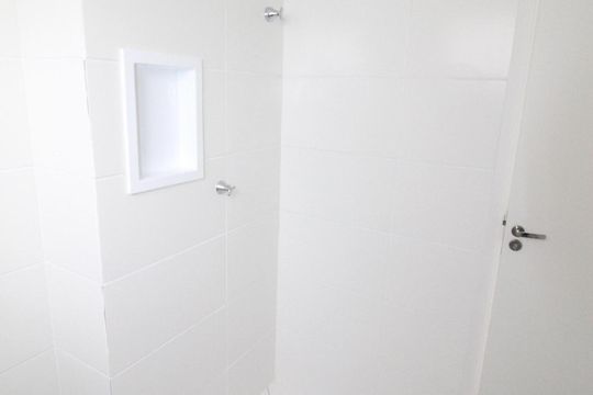 Banheiro de apartamento para alugar com 2 quartos, 48m² em Jardim Sao Jose, São José dos Campos