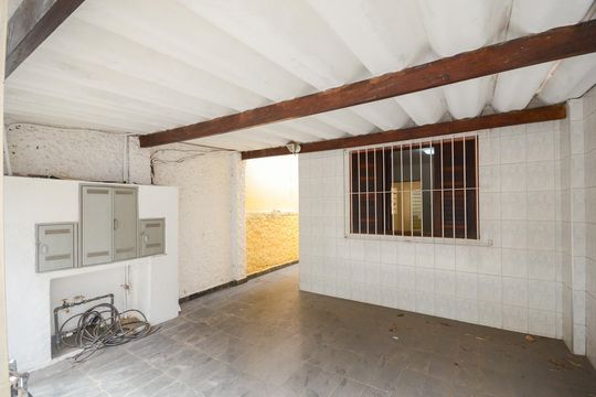 Garagem de casa à venda com 4 quartos, 150m² em Parque Monteiro Soares, São Paulo