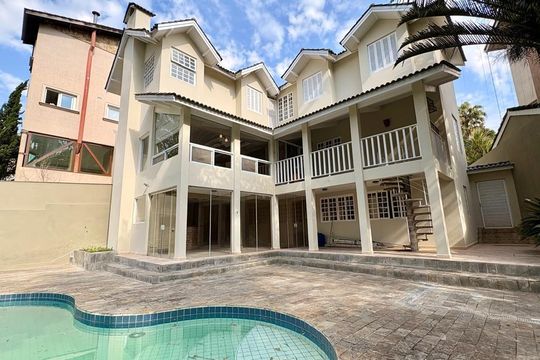 Casa para alugar com 4 quartos, 363m² em Morada dos Pinheiros (Aldeia da Serra), Barueri