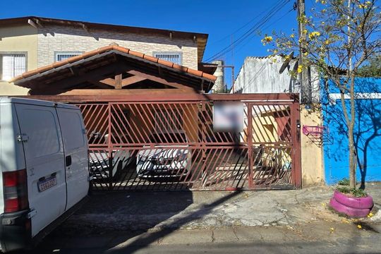 Fachada de casa de condomínio à venda com 2 quartos, 48m² em Jardim Presidente Dutra, Guarulhos