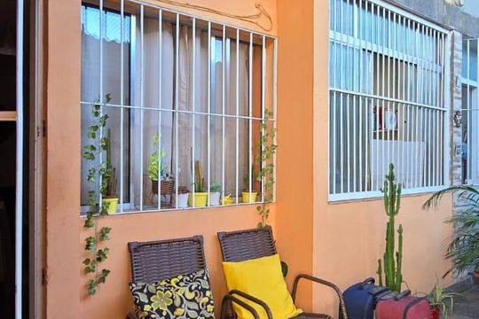 Fachada do imovel de casa de condomínio à venda com 2 quartos, 48m² em Jardim Presidente Dutra, Guarulhos