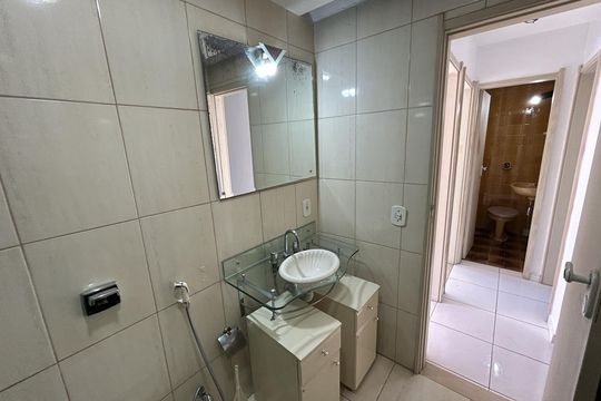Banheiro de apartamento para alugar com 3 quartos, 81m² em Méier, Rio de Janeiro