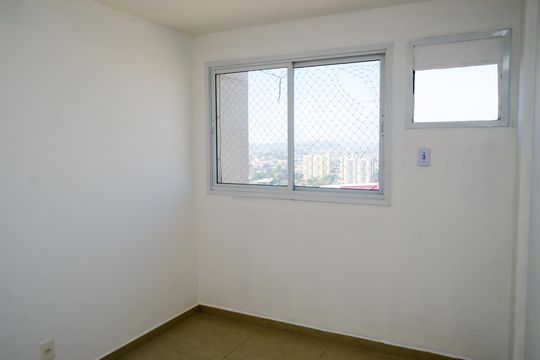 Quarto de apartamento para alugar com 2 quartos, 55m² em Califórnia, Nova Iguaçu