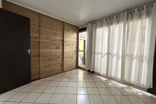 Quarto 1 de casa para alugar com 3 quartos, 70m² em Córrego Grande, Florianópolis