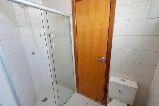 Banheiro de apartamento para alugar com 2 quartos, 80m² em Vila Barragem Santa Lucia, Belo Horizonte