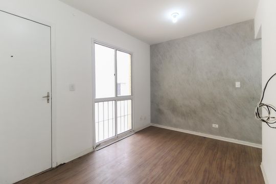 Sala de apartamento à venda com 2 quartos, 39m² em Vila Carmosina, São Paulo