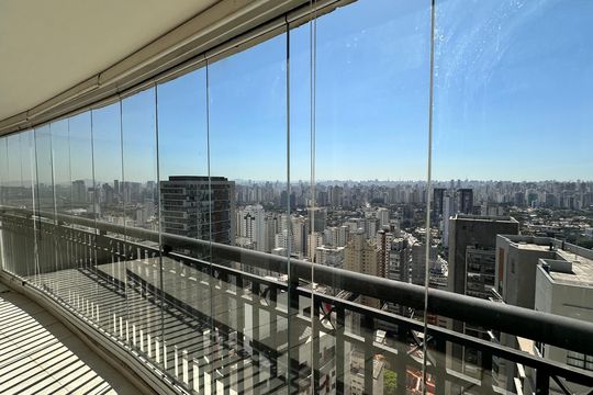 Apartamento à venda com 3 quartos, 178m² em Cidade Monções, São Paulo