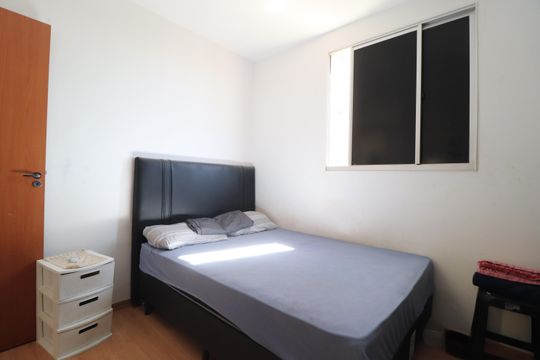 Quarto 1 de apartamento para alugar com 2 quartos, 57m² em Morumbi, Uberlândia