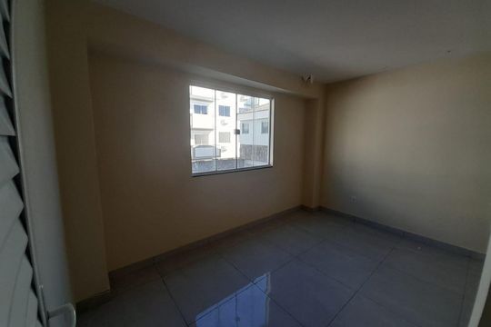 Quarto de casa de condomínio à venda com 2 quartos, 70m² em Tanque, Rio de Janeiro