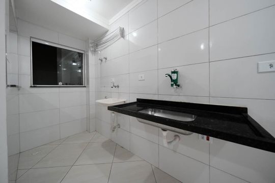 Sala/Cozinha de apartamento para alugar com 2 quartos, 40m² em Jardim Lisboa, São Paulo