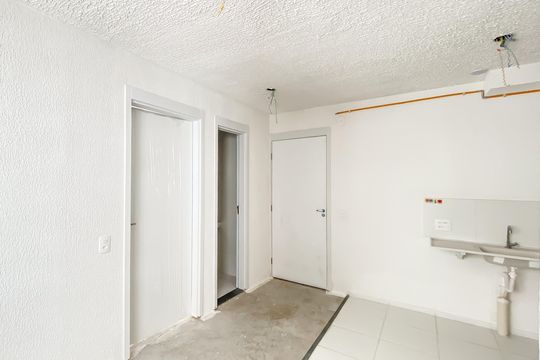 Sala  de apartamento à venda com 2 quartos, 32m² em Vila Silvia, São Paulo