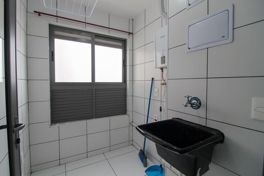 Área de Serviço de apartamento para alugar com 1 quarto, 45m² em Vila Sonia, São Paulo