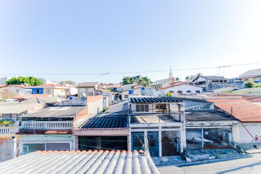 Vista da Suíte 2  de casa à venda com 3 quartos, 192m² em Vila Francisco Mineiro, Guarulhos