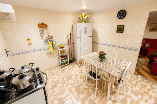 Cozinha de casa para alugar com 2 quartos, 75m² em Quitandinha, Petrópolis
