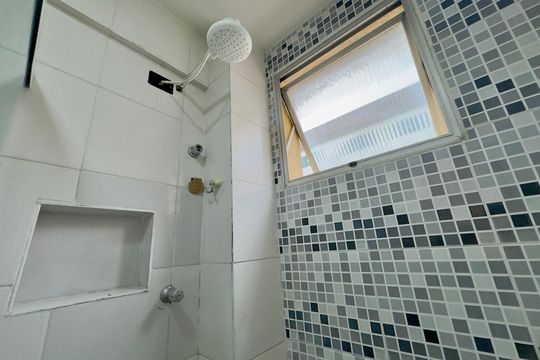 Banheiro de apartamento à venda com 2 quartos, 102m² em Macedo, Guarulhos
