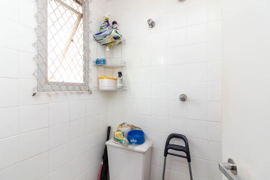 Banheiro de Serviço de apartamento para alugar com 3 quartos, 71m² em Santana, São Paulo