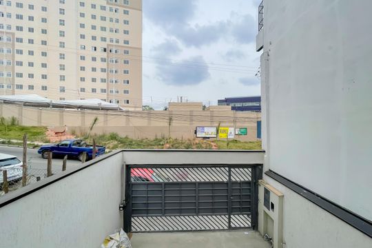 Vista de casa à venda com 3 quartos, 160m² em Conceição, Osasco