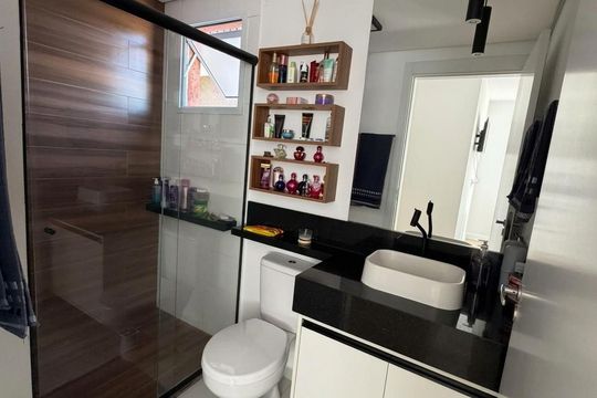 Banheiro 1 de apartamento à venda com 3 quartos, 82m² em Medeiros, Jundiaí