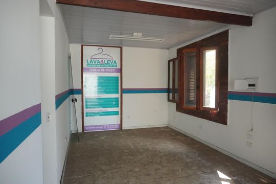 Área de Serviço de casa à venda com 2 quartos, 200m² em Jardim Professor Benoa, Barueri