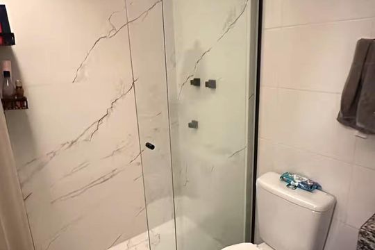 Banheiro de apartamento para alugar com 2 quartos, 43m² em Vila Rosa, Novo Hamburgo