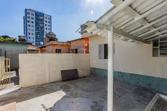Área de Serviço  e quintal de casa para alugar com 1 quarto, 50m² em Vila Mangalot, São Paulo
