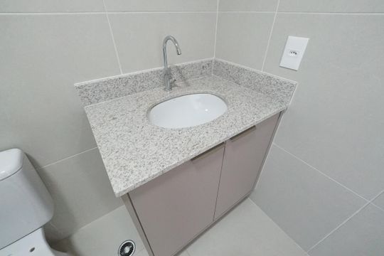 Banheiro de kitnet/studio para alugar com 1 quarto, 32m² em Sacomã, São Paulo