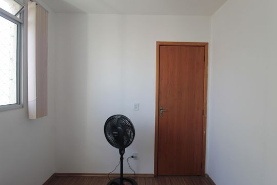 Apartamento à venda com 3 quartos, 68m² em Parque São Pedro, Belo Horizonte