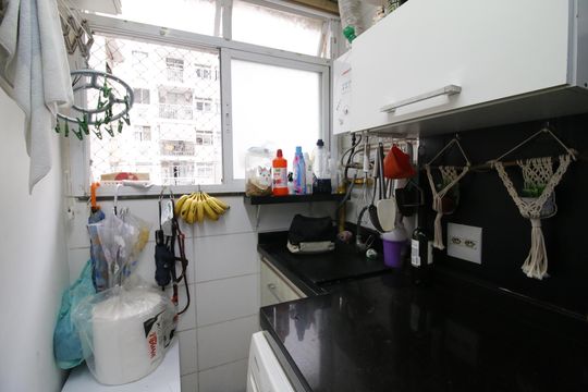 Área de Serviço de apartamento à venda com 2 quartos, 50m² em Anil, Rio de Janeiro