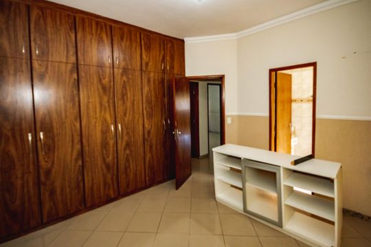 Casa para alugar com 3 quartos, 180m² em Etelvina Carneiro, Belo Horizonte