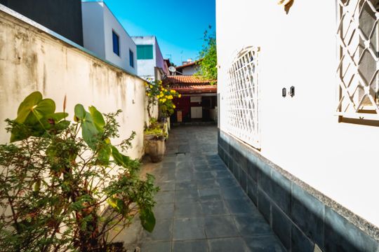 Casa para alugar com 3 quartos, 180m² em Etelvina Carneiro, Belo Horizonte