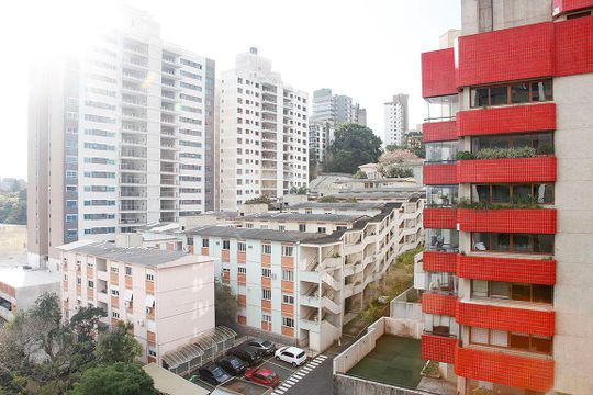 Sala Vista de kitnet/studio à venda com 1 quarto, 76m² em Santana, Porto Alegre