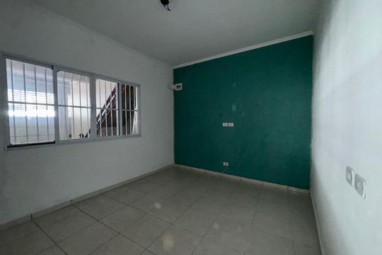 Casa para alugar com 2 quartos, 1109m² em Santa Maria, Osasco
