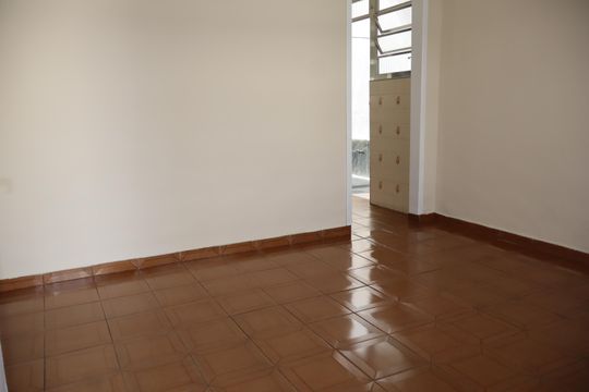 Casa para alugar com 1 quarto, 50m² em Vila Ema, São Paulo