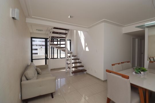 Apartamento para alugar com 4 quartos, 280m² em Jardim Armação, Salvador