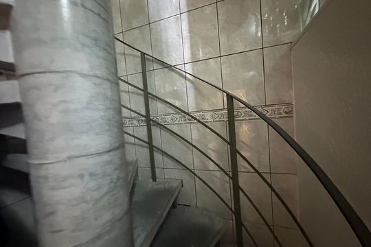 Escada de casa à venda com 2 quartos, 150m² em Parque Viana, Barueri
