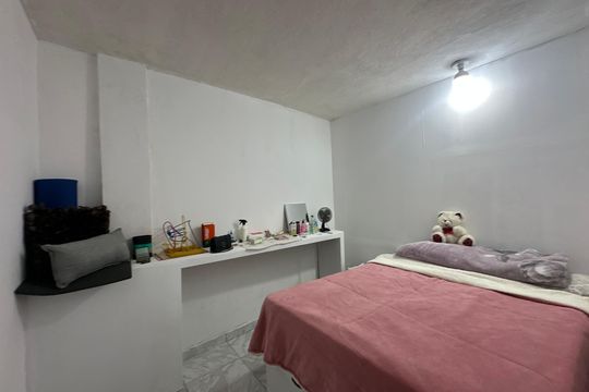 Suíte de casa à venda com 2 quartos, 150m² em Parque Viana, Barueri