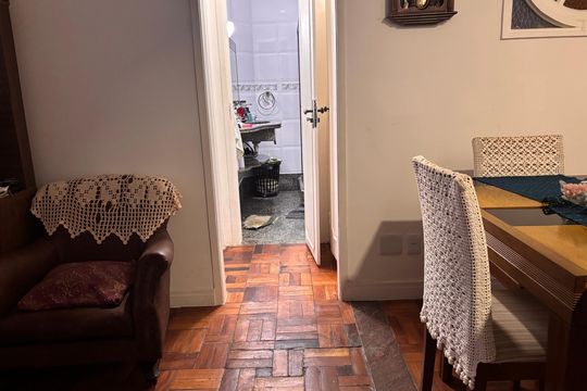 Sala de apartamento à venda com 2 quartos, 68m² em Copacabana, Rio de Janeiro