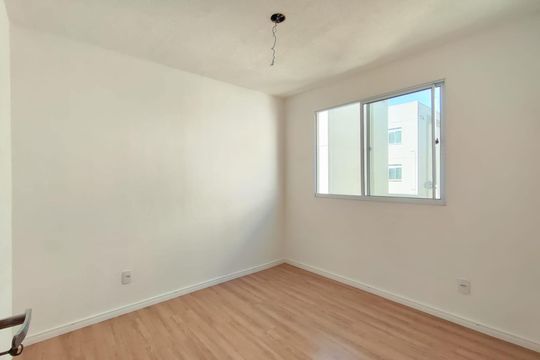 Quarto 2 de apartamento para alugar com 2 quartos, 45m² em Santos Dumont, São Leopoldo