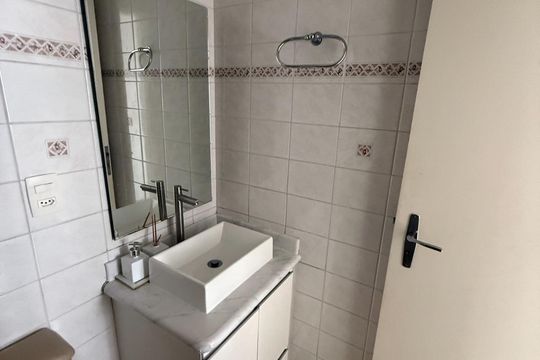 Banheiro de apartamento para alugar com 3 quartos, 70m² em Santana, São Paulo