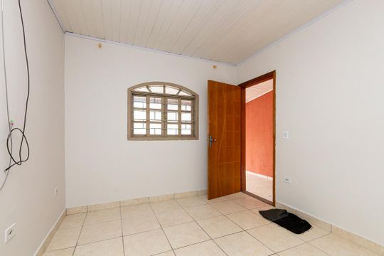 Casa à venda com 2 quartos, 60m² em Xaxim, Curitiba