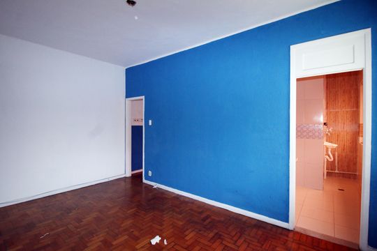 Sala de apartamento à venda com 2 quartos, 71m² em Olaria, Rio de Janeiro