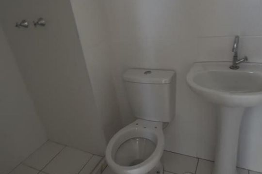 Banheiro de apartamento à venda com 2 quartos, 38m² em Jardim das Gracas, São Paulo