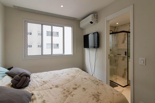 Suíte de apartamento para alugar com 2 quartos, 75m² em Picanço, Guarulhos
