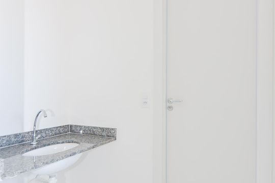Banheiro de apartamento para alugar com 2 quartos, 35m² em Centro, Guarulhos