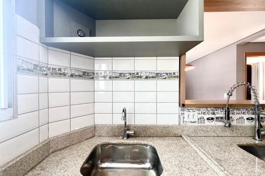 Área de Serviço de apartamento para alugar com 2 quartos, 57m² em Santa Terezinha, Belo Horizonte
