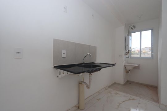 Cozinha de apartamento para alugar com 2 quartos, 39m² em Vila Graciosa, São Paulo