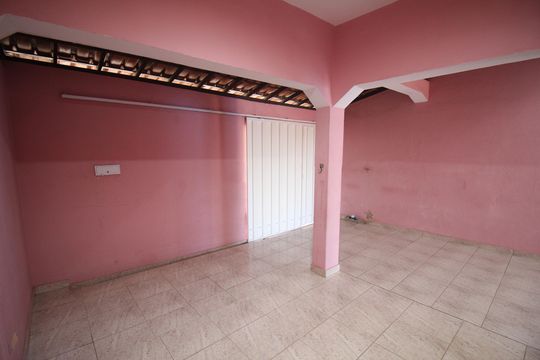 Garagem de casa para alugar com 3 quartos, 90m² em Mangueiras, Contagem