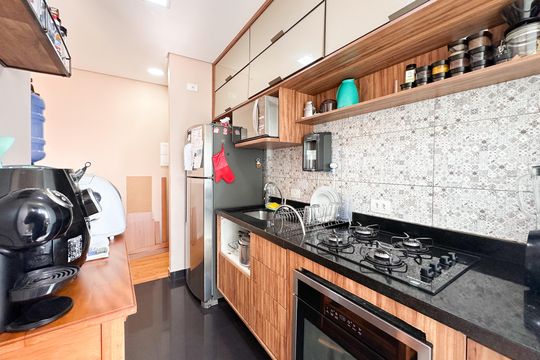 Cozinha de apartamento à venda com 2 quartos, 53m² em Ferrazópolis, São Bernardo do Campo